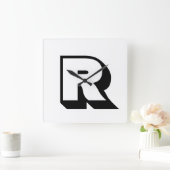 Aangepaste moderne zwart monogram blok typografie vierkante klok (Huis)