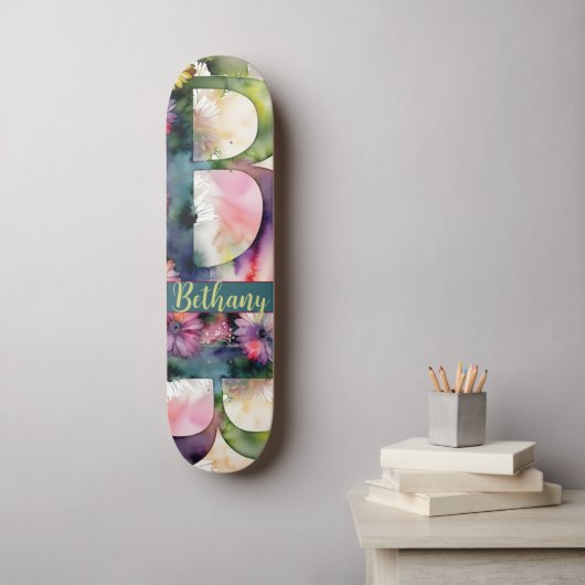 Aangepaste Monogram B Jewel Tone Waterverf Bloemen Persoonlijk Skateboard (Muurkunst)