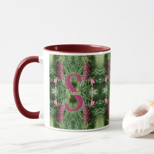 Aangepaste monogram eerste letter naam dennenappel mok (Met donut)