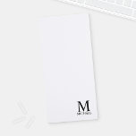 Aangepaste monogram- en naamakerij magnetisch notitieblok<br><div class="desc">De gepersonaliseerde Monogram en de Gift van de Naam kenmerkt gepersonaliseerd monogram en de naam in zwarte klassieke serif doopvontstijl op witte achtergrond. Ideaal als cadeau voor vakanties,  vaderdag en cadeau voor speciale gelegenheden.</div>