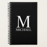 Aangepaste monogram en naamplaatje planner<br><div class="desc">De gepersonaliseerde Monogram en de Gift van de Naam kenmerkt gepersonaliseerde monogram en naam in witte klassieke serif doopvontstijl op zwarte achtergrond. Perfect als vakantiecadeau,  vaderdag cadeau voor vader en cadeau voor speciale gelegenheden.</div>