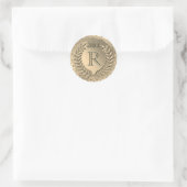 Aangepaste Monogram Faux Gold Foil Afstuderen Ronde Sticker (Tas)