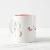 Aangepaste monogram Gold Letter B Roze Floral Tweekleurige Koffiemok (Voorkant links)