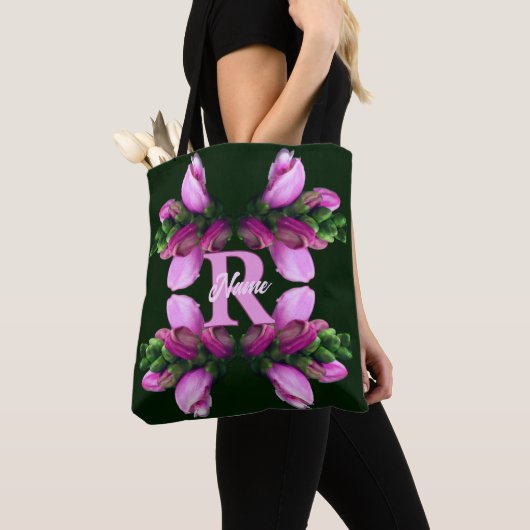 Aangepaste monogram initiaal naam roze bloem kunst tote bag (Dichtbij)