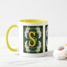 Aangepaste monogram initiaal naam Witte Madeliefje Mok