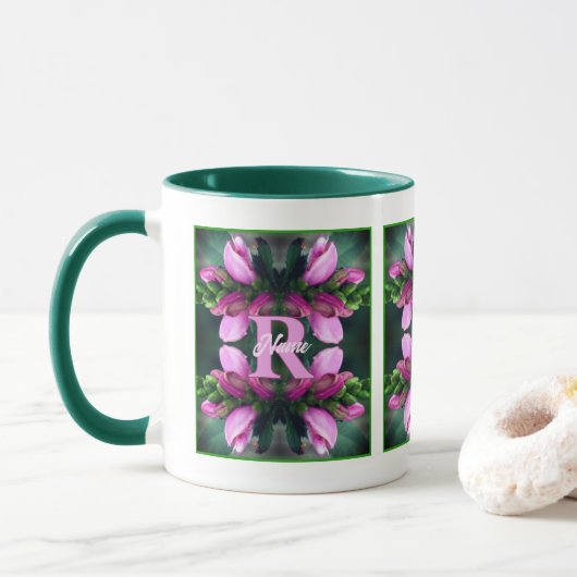 Aangepaste monogram initiële naam Roze bloemkunst Mok (Met donut)