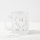 Aangepaste Monogram met zwart wit hert Antler Matglas Koffiemok (Links)