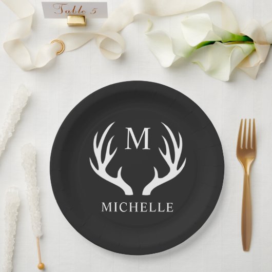 Aangepaste Monogram met zwart wit hert Antler Papieren Bordje (Huwelijk)