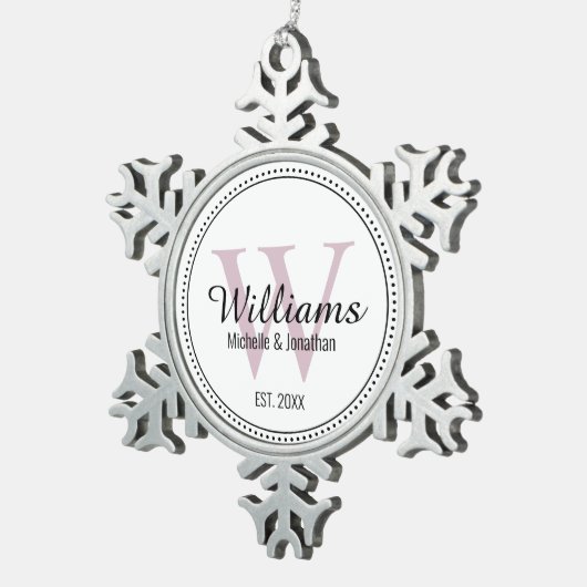 Aangepaste monogram Pas getrouwd Blush roze Tin Sneeuwvlok Ornament (Rechts)