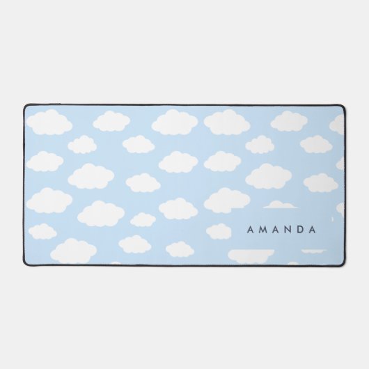 Aangepaste Monogram Schattigee Girly Blue Cloud Gi Bureaumat (Voorkant)