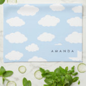 Aangepaste Monogram Schattigee Girly Blue Cloud Gi Theedoek (Gevouwen)