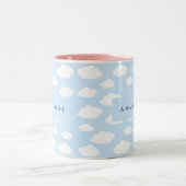 Aangepaste Monogram Schattigee Girly Blue Cloud Gi Tweekleurige Koffiemok (Center)