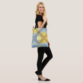 Aangepaste monogram scriptnaam Chic Blue Tartan Tote Bag (Op model)