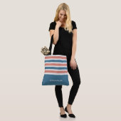 Aangepaste monogram tapepatroon tapes tote bag (Op model)