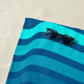 Aangepaste monogram tinten van Blue Beach Handdoek (In situ)