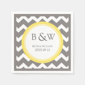 Aangepaste Monogram Trouwservet Geel Grijs Chevron Servetten (Voorkant)