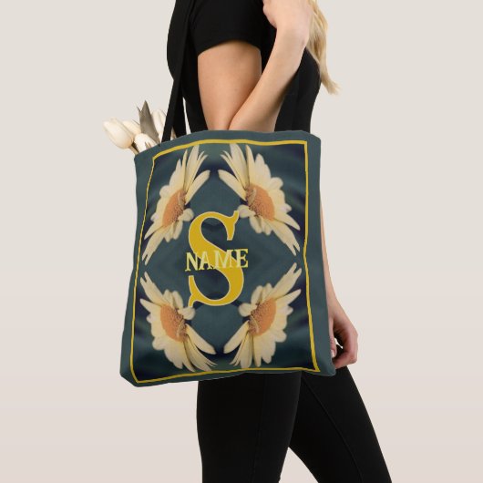 Aangepaste Monogram Uw Initiële Naam Madeliefjes K Tote Bag (Dichtbij)