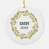 Aangepaste Mopshond Foto 1e Kerst op Hulstbes Keramisch Ornament (Achterkant)