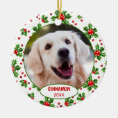 Aangepaste Mopshond Foto 1e Kerst op Hulstbes Keramisch Ornament (Voorkant)