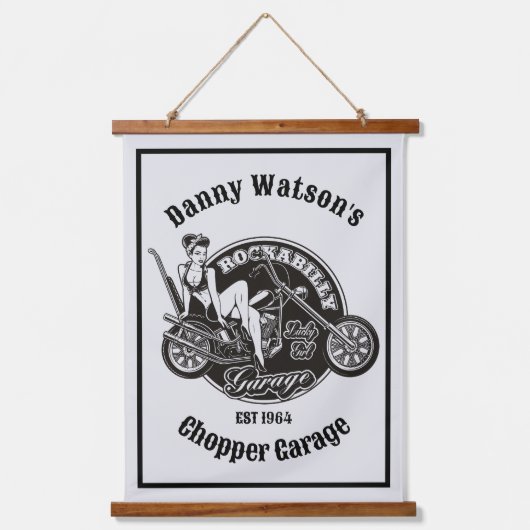 Aangepaste motorfiets Babe Chopper Garage Hangend Wandkleed (Voorkant)