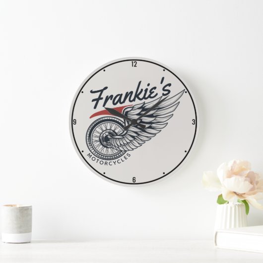 Aangepaste motorfietsen die bietenwinkel met vlieg grote klok (Huis)