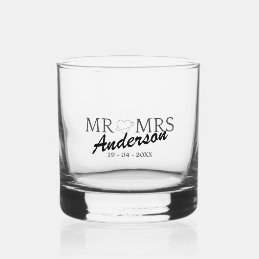 Aangepaste Mr en Mrs Bruiloft Familie cadeau Whisky Glas (Voorkant)