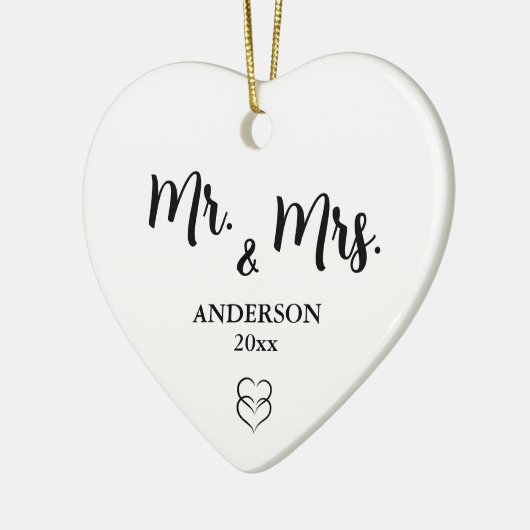 Aangepaste Mr & Mrs Kerstmis Naam en Jaar Keramisch Ornament (Links)