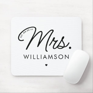 Aangepaste Mrs Est. Modern Elegant Script Pas getr Muismat