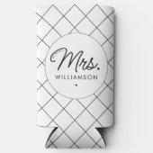 Aangepaste Mrs Est. Modern Elegant Script Pas getr Seltzer Blikjeskoeler (Voorkant)