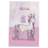 Aangepaste naam 2e verjaardag Roze paard met kroon Medium Cadeauzakje (Achterkant)