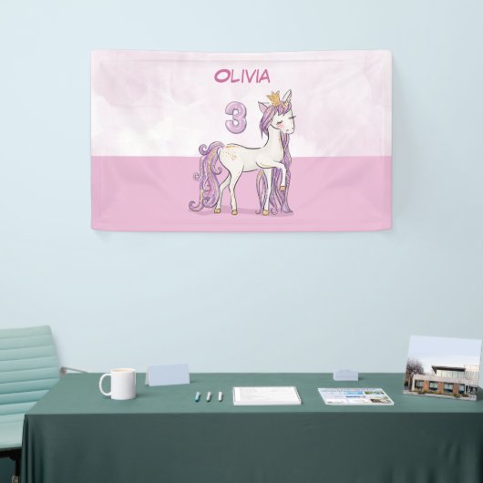 Aangepaste naam 3e verjaardag roze paard met kroon spandoek (Beurs)