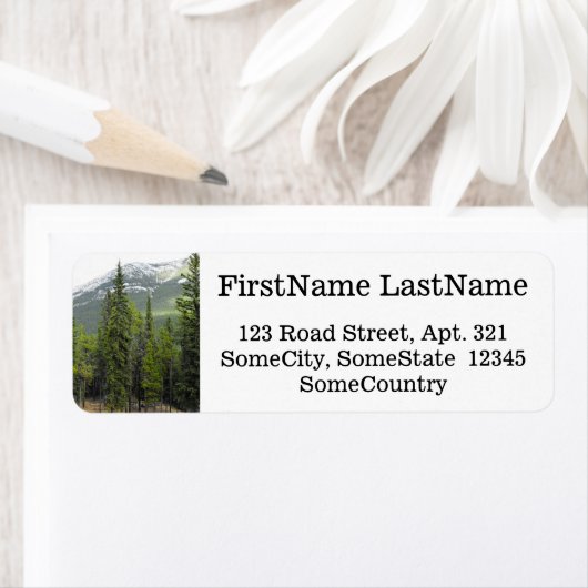 Aangepaste naam / adres + Bos- en bergscène Etiket (Insitu)
