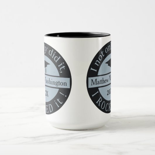 Aangepaste naam afstuderen en mok jaar (Midden)