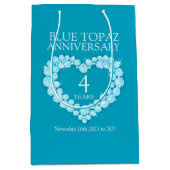 Aangepaste naam blauw topaz 4e verjaardag foto tas medium cadeauzakje (Voorkant)