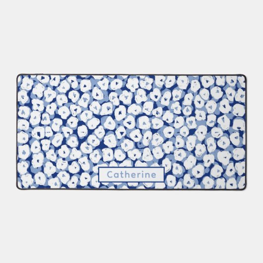 Aangepaste Naam Blauw Wit Bloemen Schattige Huis K Bureaumat (Voorkant)