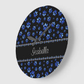 Aangepaste naam, blauwe glitter-hondenpoten grote klok (Hoek)