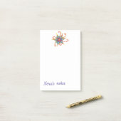 Aangepaste naam blauwe roze ventilator post-it® notes (Op bureau)