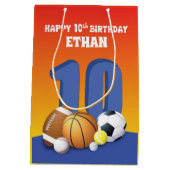 Aangepaste naam Boy 10th Birthday Sportballen Medium Cadeauzakje (Achterkant)