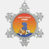 Aangepaste naam Boy 3rd Birthday Sports Balls Tin Sneeuwvlok Ornament (Voorkant)