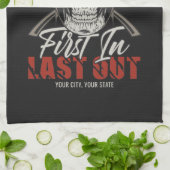 Aangepaste NAAM Brandweerman Eerste In Laatste Uit Theedoek (Gevouwen)