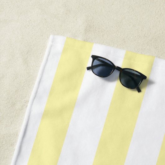 Aangepaste Naam Bruid Geel Streep Bachelorette Gif Strandlaken (In situ)