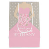 Aangepaste naam bruiloft bruidsjurk roze tas medium cadeauzakje (Achterkant)