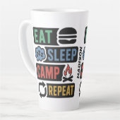 Aangepaste naam Camping Latte Mok (Linkerhoek)