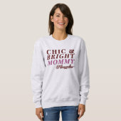 Aangepaste naam Chic Bright Mommy Holiday Typograp Trui (Voorkant volledig)