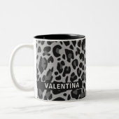 Aangepaste naam Classic Leopard Print Design Valen Tweekleurige Koffiemok (Links)