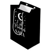 Aangepaste naam Eid Mubarak Modern Eid Black Gift  Medium Cadeauzakje (Voorkant Gekanteld)