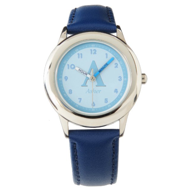 Aangepaste Naam Elegant Baby Blauw Kinder Monogram Horloge (Voorkant)
