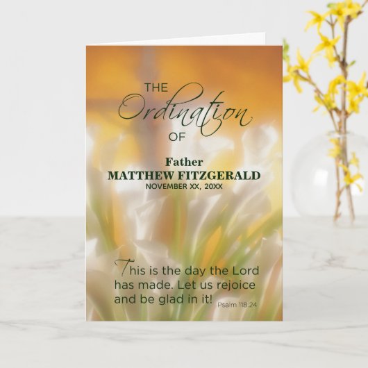 Aangepaste naam en datum Ordinatie Gefeliciteerd Kaart (Gele Bloem)