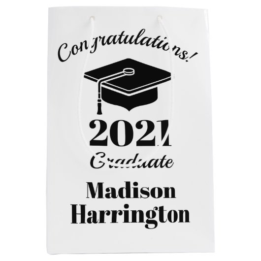 Aangepaste naam en jaartal Afstuderen Medium Cadeauzakje (Voorkant)