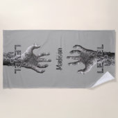 Aangepaste naam en kleur "Niveau omhoog!" Zombie H Strandlaken (Voorkant)